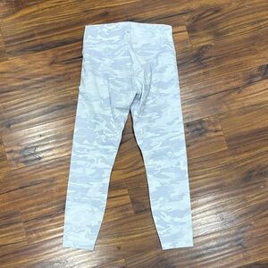 lululemon athletica women’s Camo High-Waist Leggings - Light Gray